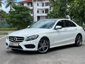Mercedes Benz C300 2016