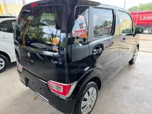 Suzuki Wagon R FX 2024