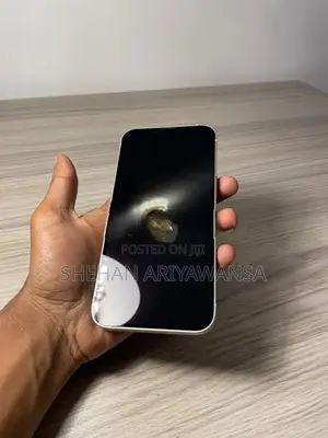 Apple iPhone 13 (Used)