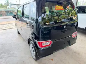 Suzuki Wagon R FX 2024