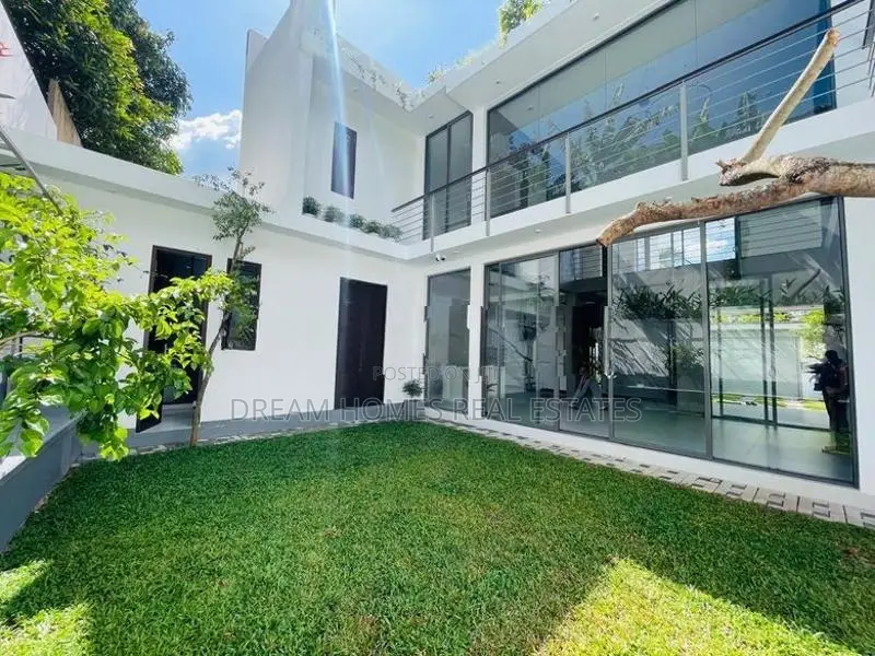 Brand New 3-Bedroom Luxury House for Sale – Kadawatha