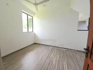 Architecture Designed Luxury Three Story House For Sale-Kesbewa