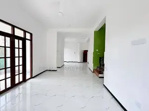Luxury Two-Storey House for Sale – Kadawatha (Near Mavaramanadiya Town