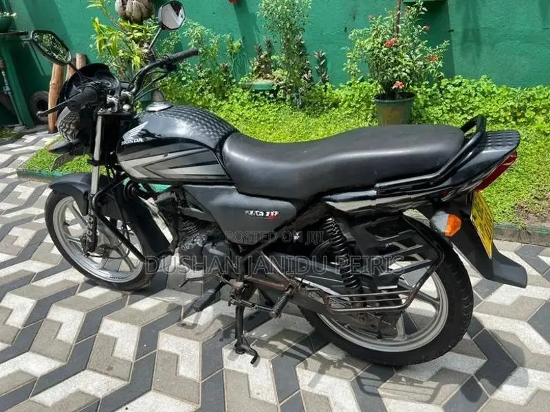 Honda CD 110 Dream Dlx 2016
