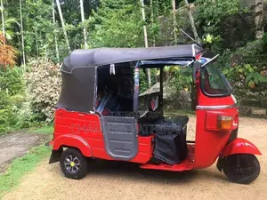 Bajaj RE 2012