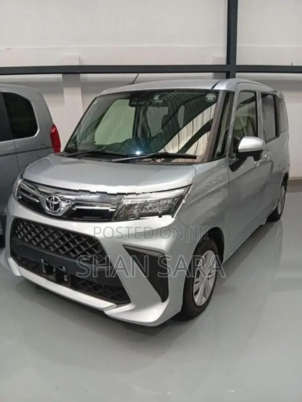 Toyota Roomy X 2023