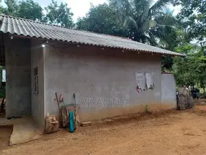 ඉඩමක් සමග නිවස විකිණීමට තණමල්විල