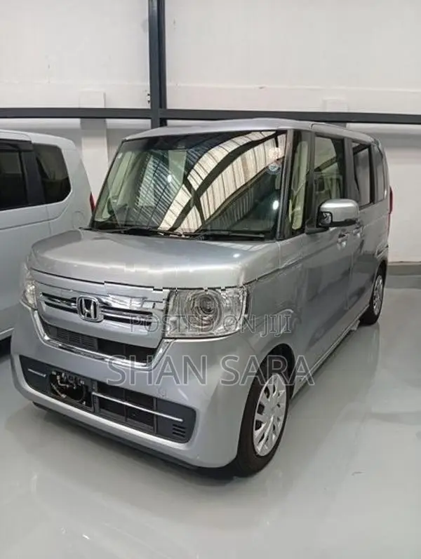Honda N-Box X 2023