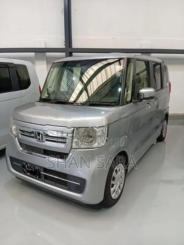 Honda N-Box X 2023
