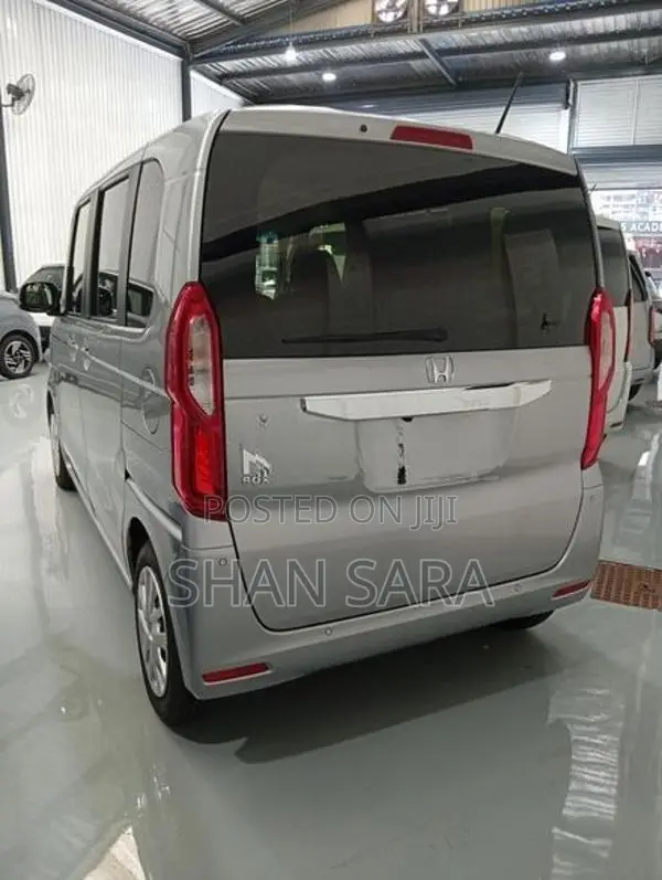 Honda N-Box X 2023