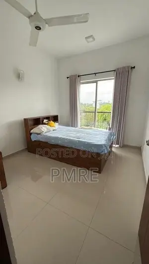 Apartment for Rent in Ariyana Resort - Athurugiriya