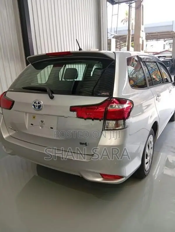 Toyota Corolla Fielder 2023