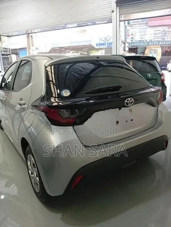 Toyota Yaris X Limited 2023
