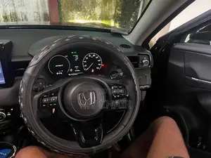 Honda Vezel Z 2025