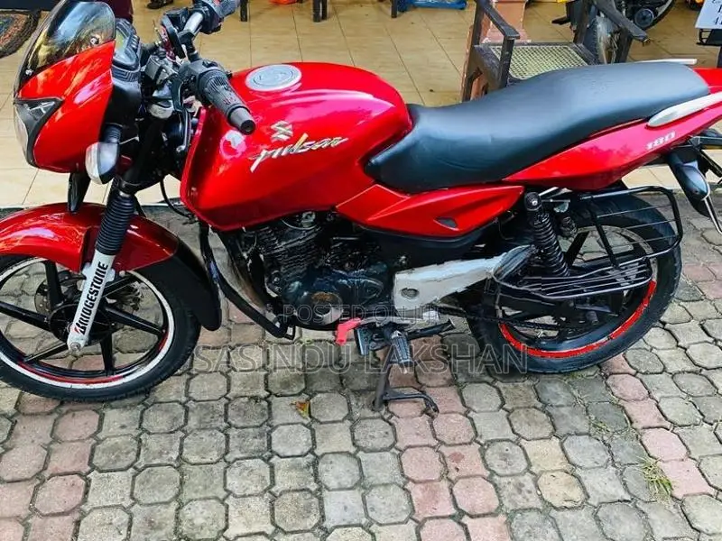 Bajaj Pulsar 180 2008