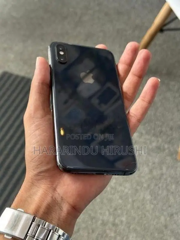 Apple iPhone XS (Used)
