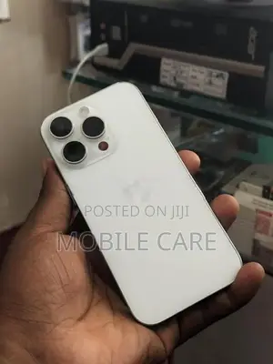 Apple iPhone 16 Pro (Used)