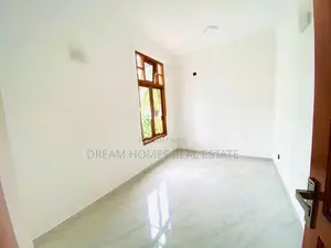 Near Bypass Rd piliyandala Luxury 5 Bed New House for Sale