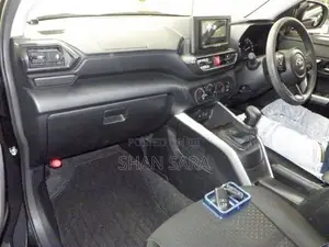 Toyota Raize x 2023
