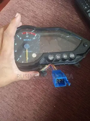 Pulsar 150 Meterboard