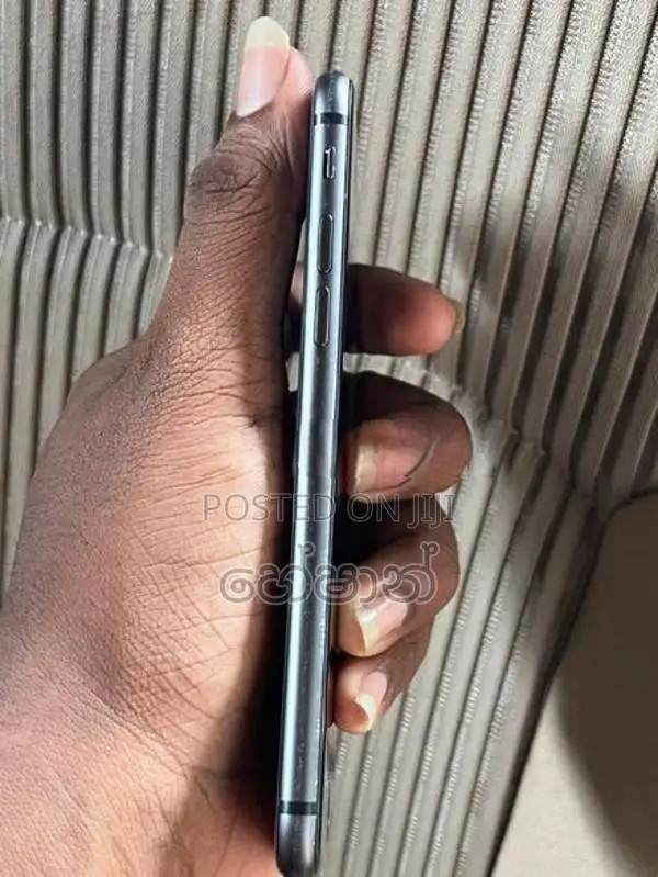 Apple iPhone 8 (Used)