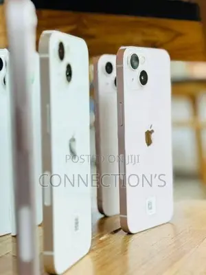 Apple iPhone 13 (Used)