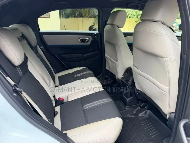 Honda Vezel Z Play 2024