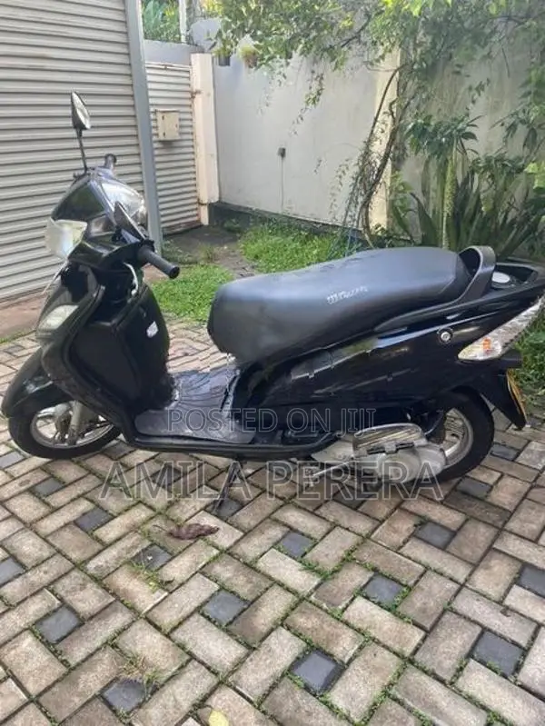 TVS Wego 2011