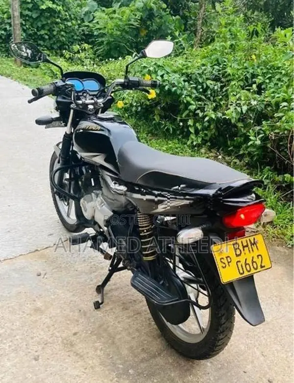 Bajaj Platina 100 2018
