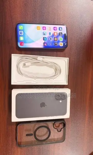 Apple iPhone 16 128GB (Used)