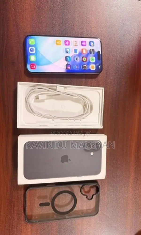 Apple iPhone 16 128GB (Used)