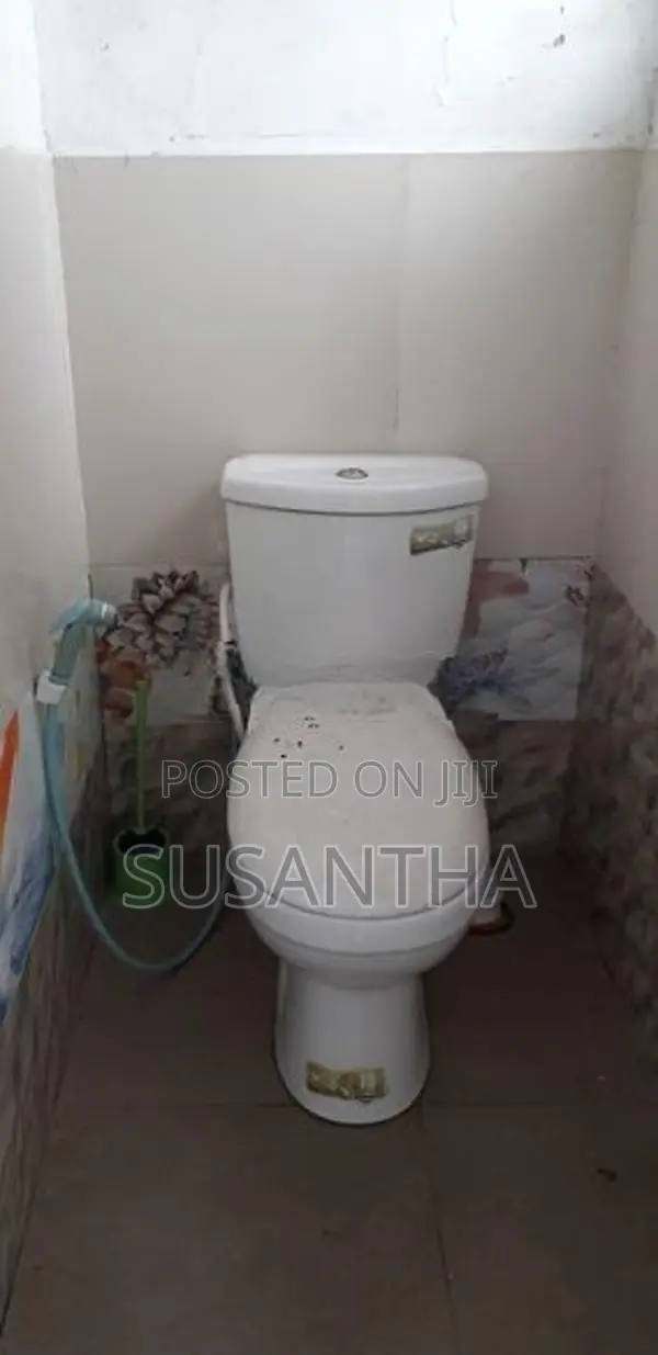 Upstairs House for Rent in Korathora ,athurugiriya