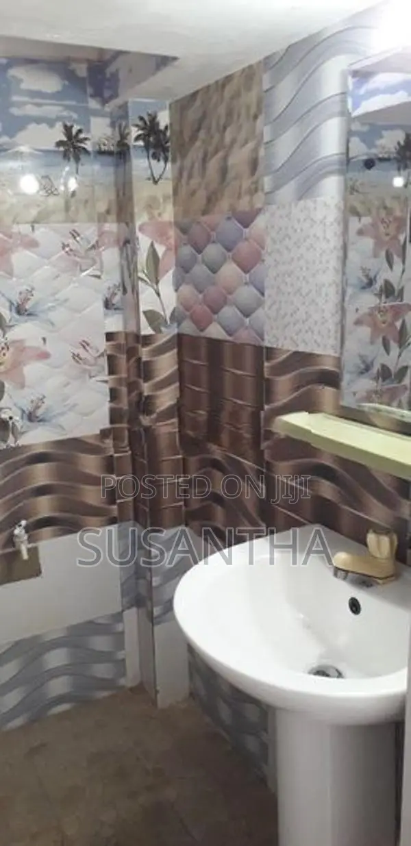 Upstairs House for Rent in Korathora ,athurugiriya