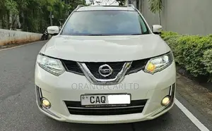 Nissan X-Trail Mode Premier: 2016