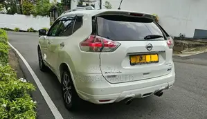 Nissan X-Trail Mode Premier: 2016