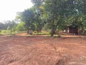 ඉඩම විකිණීම - කැකිරාව