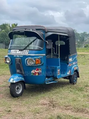 Bajaj RE 2011
