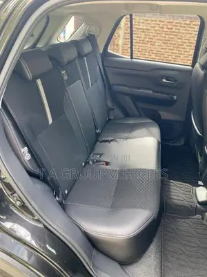 Daihatsu Rocky G- PREMIUM 2024