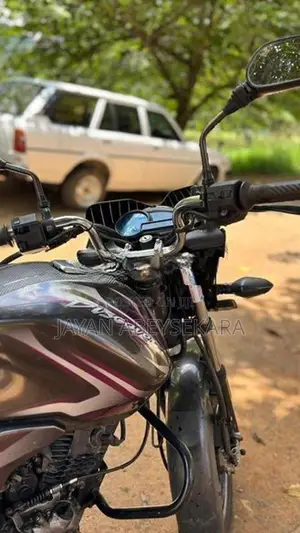 Bajaj Discover 125 125M 2014