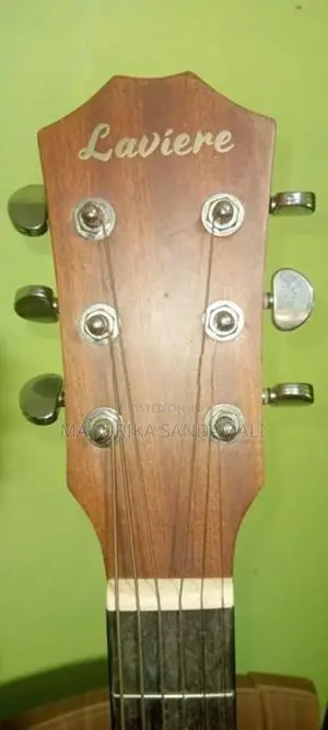 Box Gitar