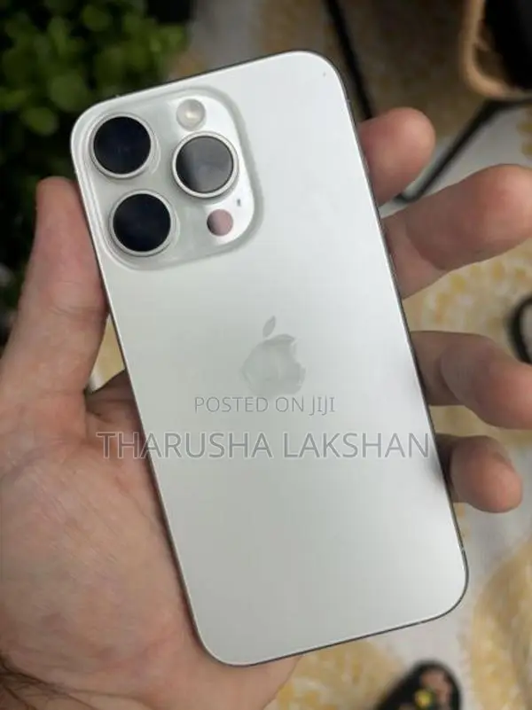 Apple iPhone 15 Pro (Used)