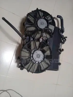 Toyota kDH Radiator with fan