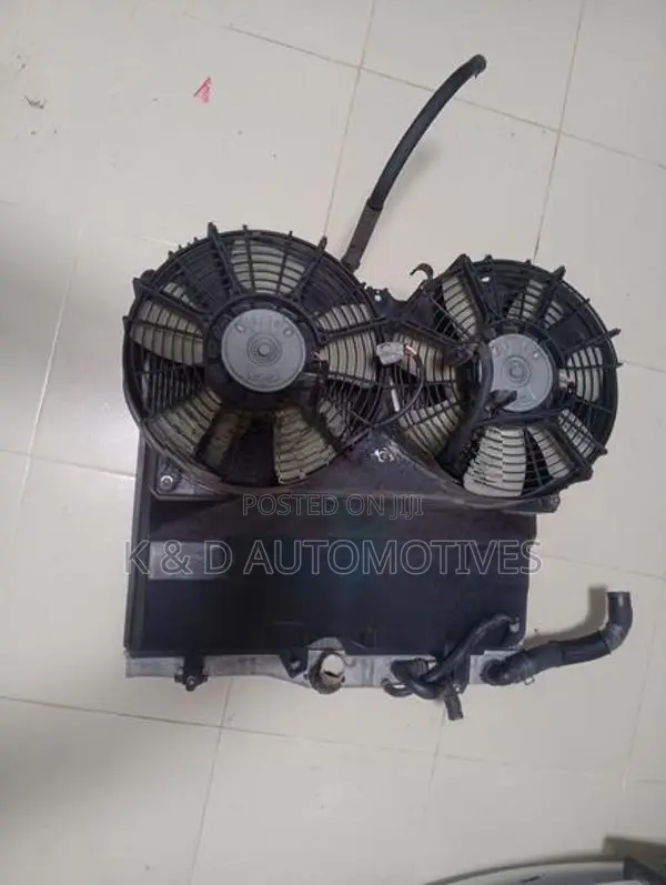 Toyota kDH Radiator with fan