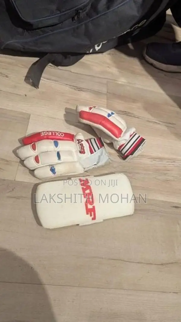 Junior Cricket Kit