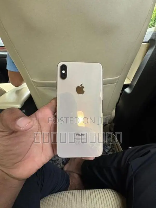 Apple iPhone XS Max (Used)