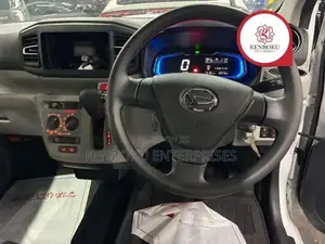 Daihatsu Mira 2024