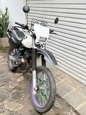 Suzuki GSX 125 2002