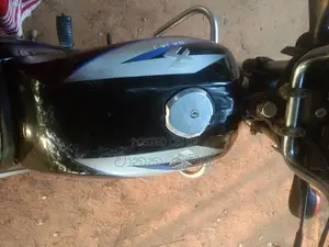 Bajaj CT100 2006