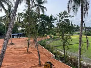 වේයන්ගොඩ සුන්දර වෙල් යායකට මුහුණලා