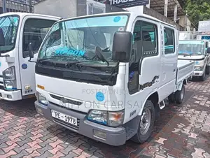 Nissan Atlas Just Low 2003